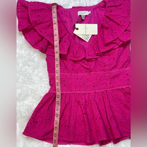 Ted Baker Mazieh Ruffled
Eyelet Top Bright Fuchsia floral embroidery Size 2 NWT - Picture 7 of 12